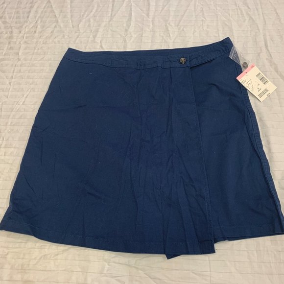🌼🌼🌼 NWT LAURA SCOTT WOMENS SKIRT SKORT WITH BUILT SHORTS SIZE 10 🌼🌼🌼 - Picture 1 of 6